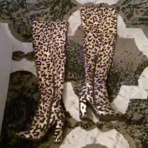 Leopard Thigh boots